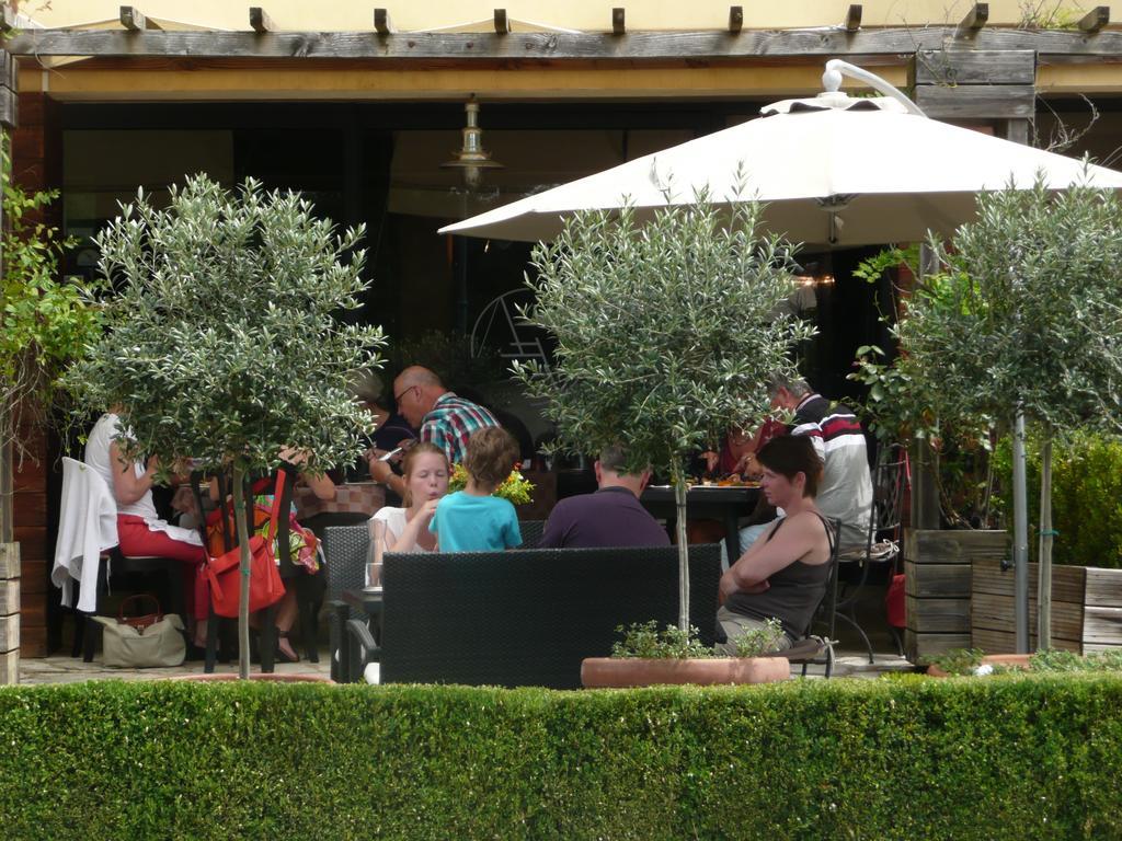Le Vinois Hotel Caillac Bagian luar foto