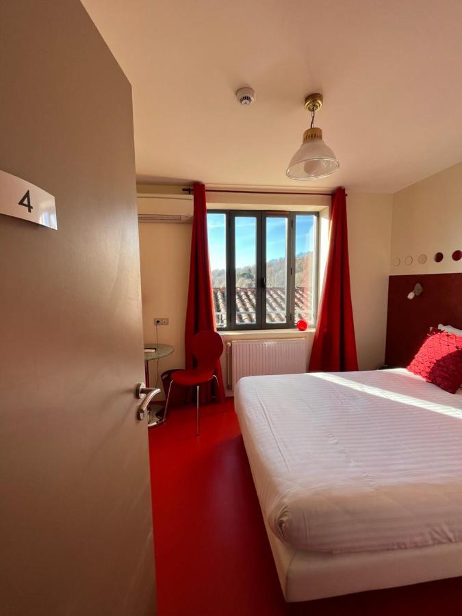 Le Vinois Hotel Caillac Bagian luar foto