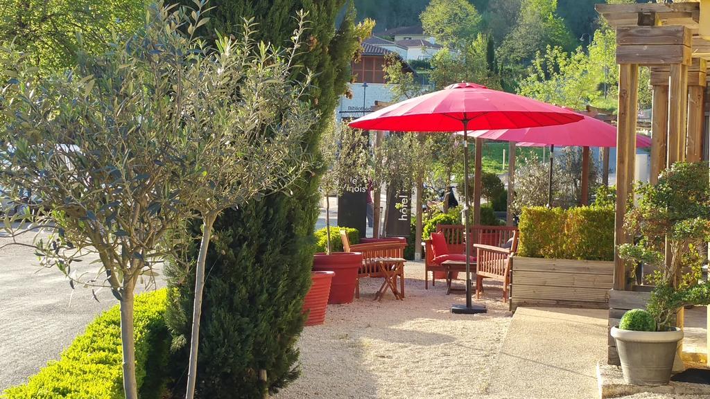 Le Vinois Hotel Caillac Bagian luar foto